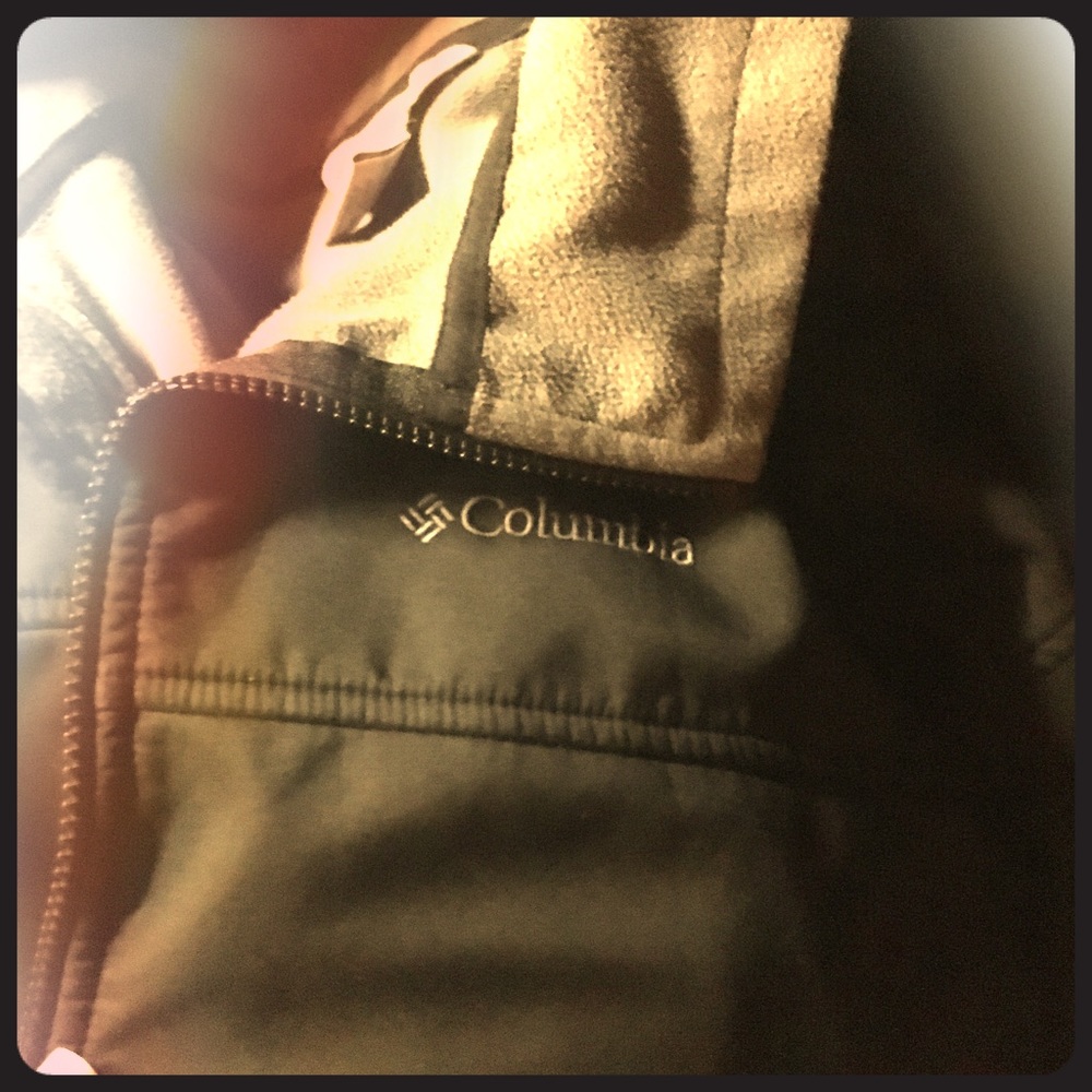 Mens Columbia jacket barely worn